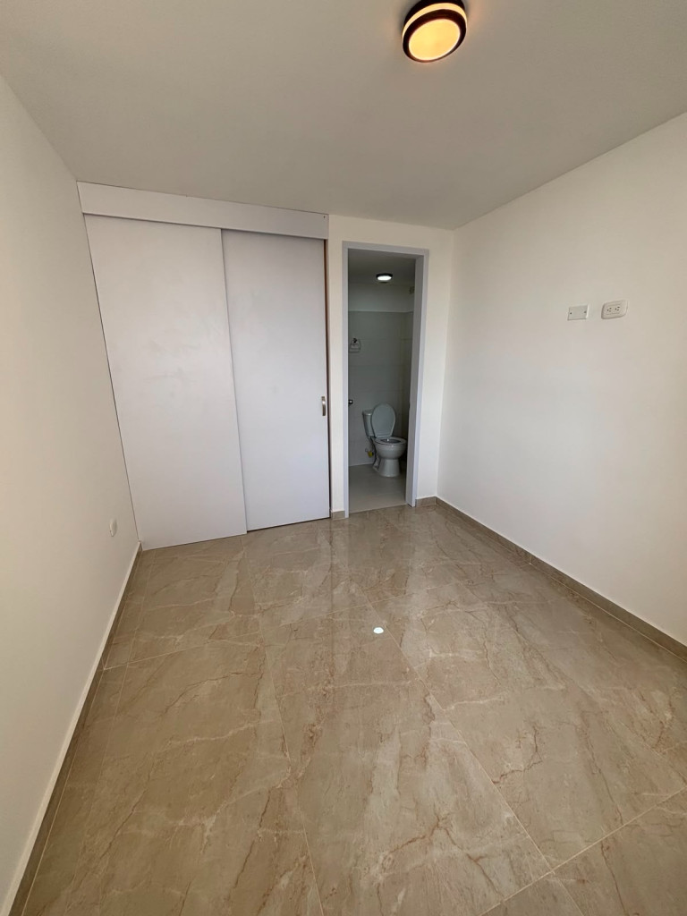 Apartamento En Arriendo - Valle Del Lili, Cali