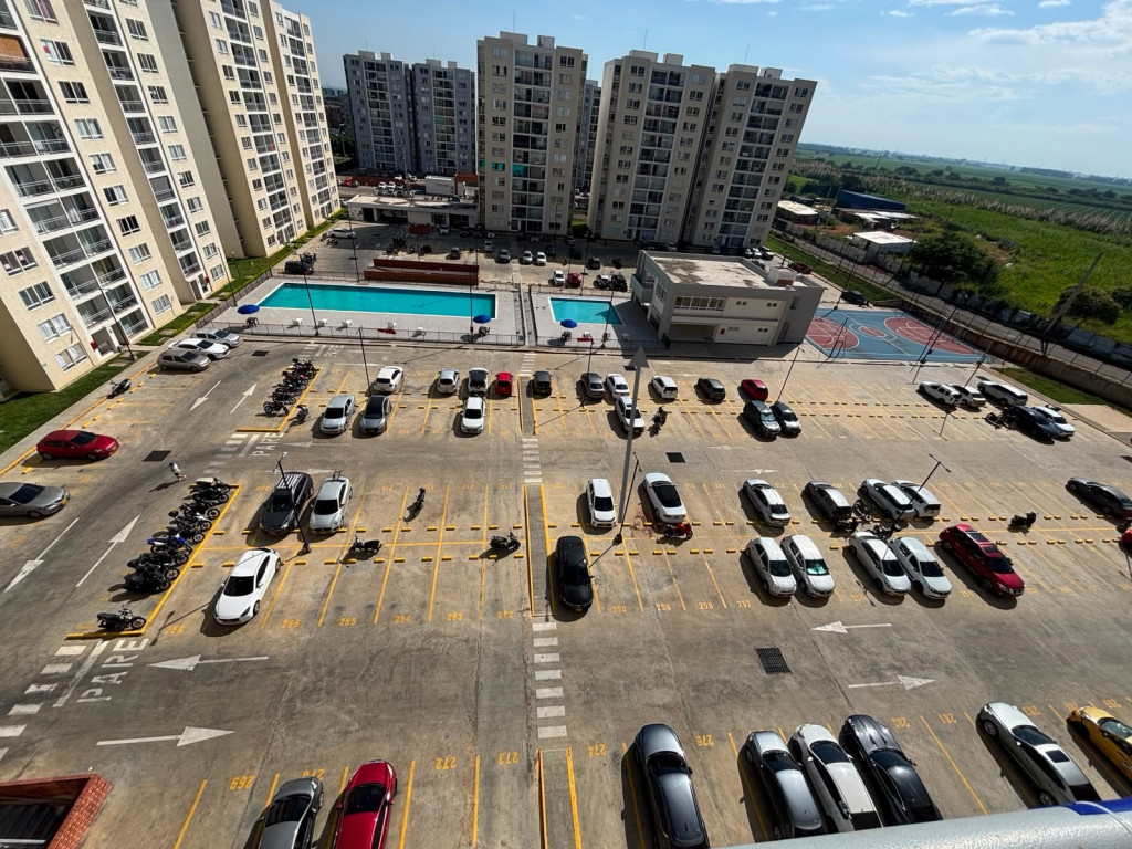 Apartamento En Arriendo - Valle Del Lili, Cali