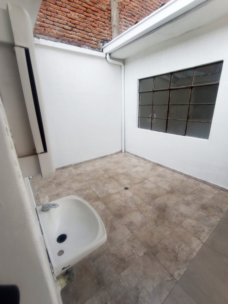 Casa En Arriendo - Junín, Cali