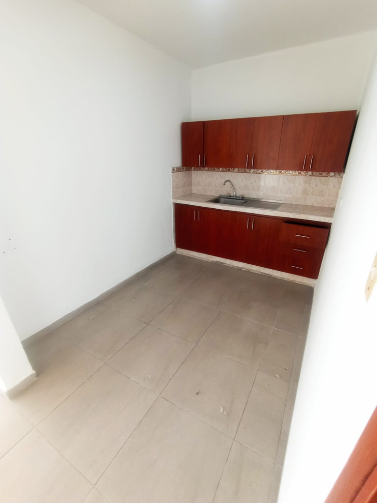 Casa En Arriendo - Junín, Cali