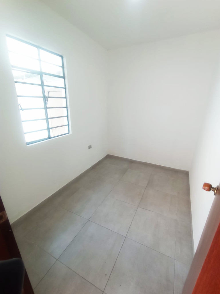 Casa En Arriendo - Junín, Cali