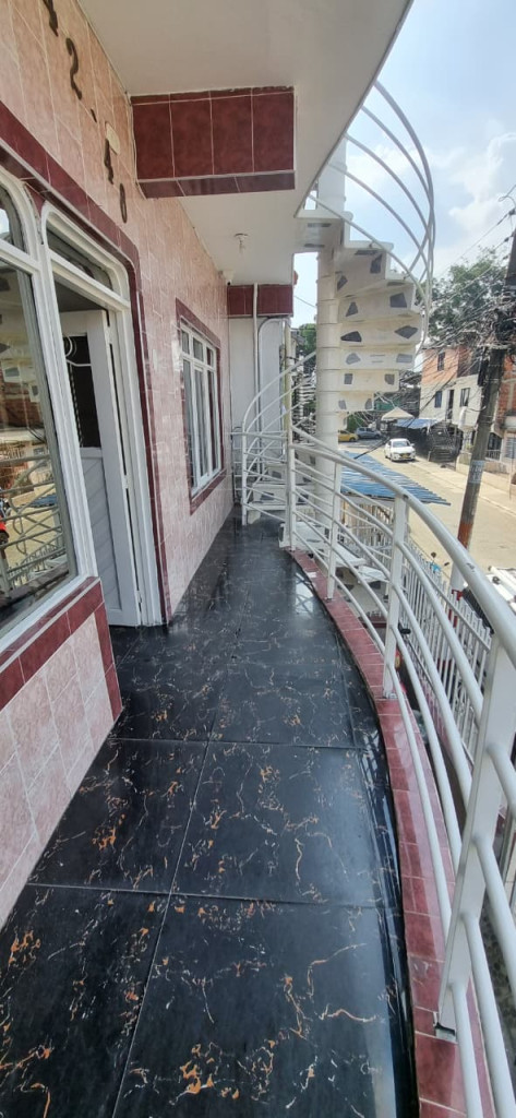 Apartamento En Arriendo - Mariano Ramos, Cali
