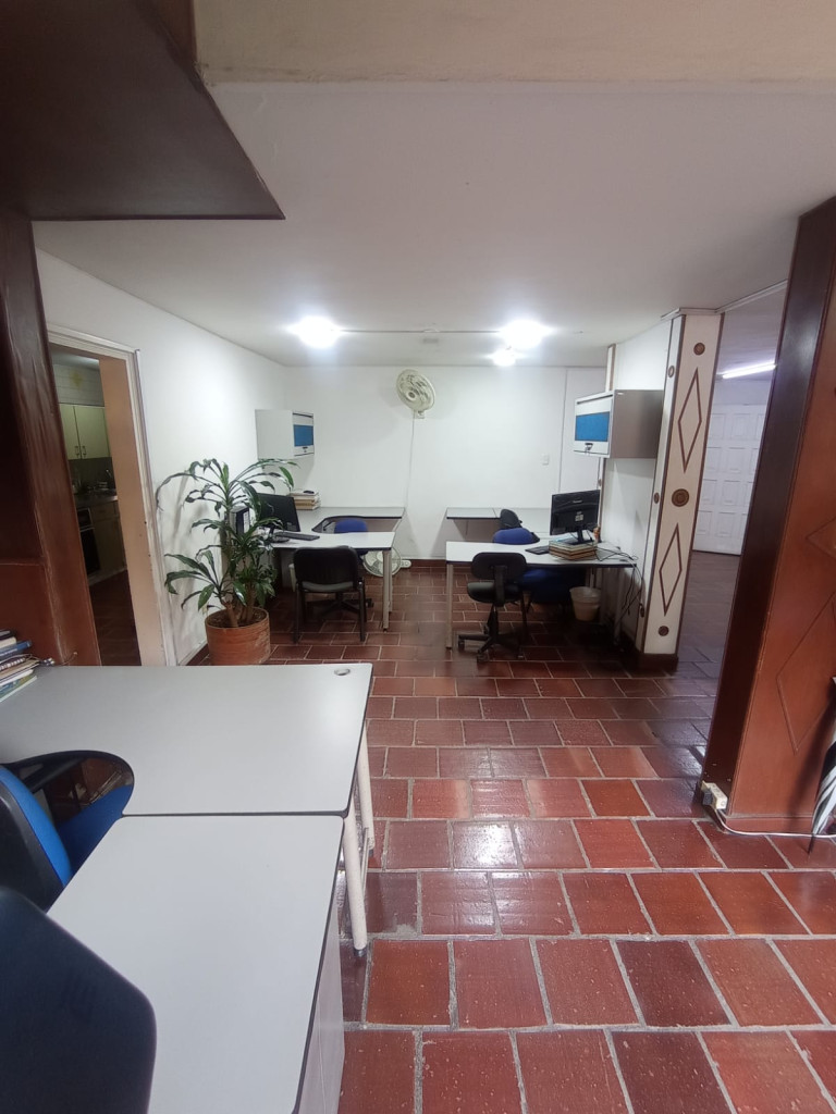 Oficina En Venta - Cuarto De Legua - Guadalupe, Cali
