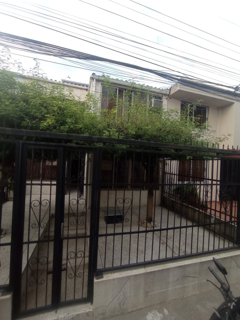 Casa En Venta - Álamos , Cali