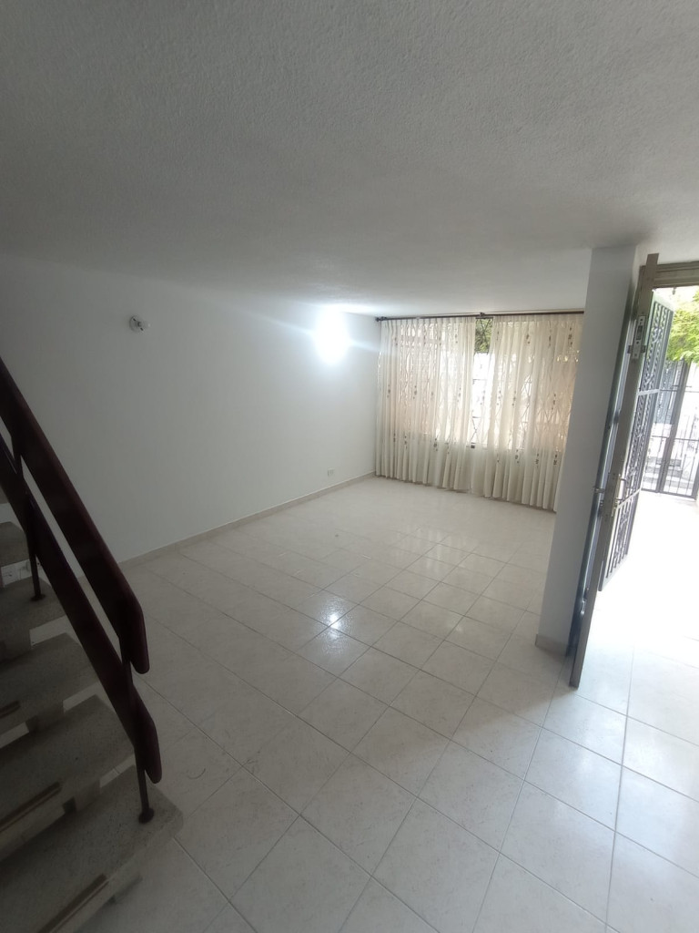 Casa En Venta - Álamos , Cali