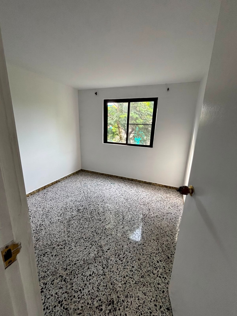 Apartamento En Arriendo - Guadalupe, Cali