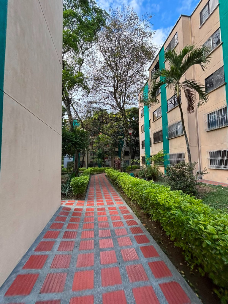 Apartamento En Arriendo - Guadalupe, Cali