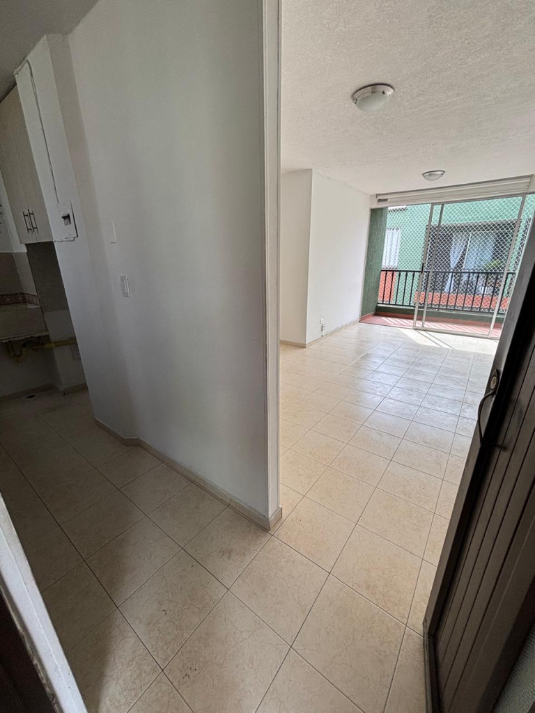 Apartamento En Arriendo - El Limonar, Cali