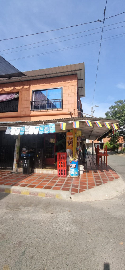 Local En Arriendo - Ciudad Del Campo, Candelaria