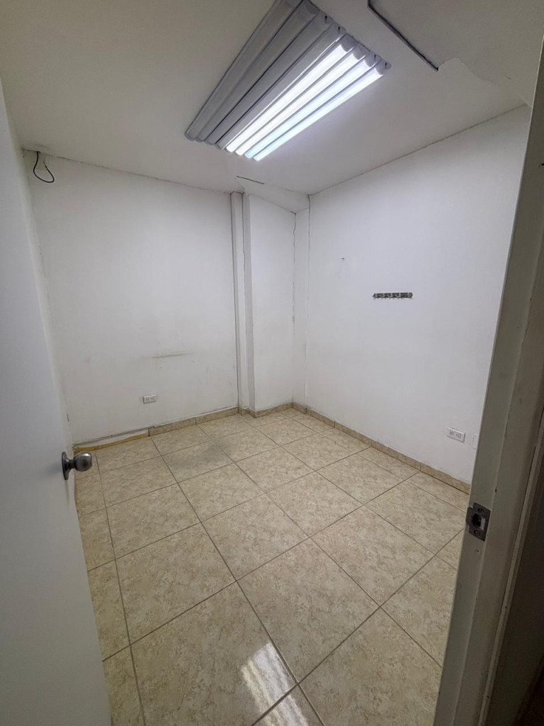 Local En Arriendo - Nueva Tequendama , Cali