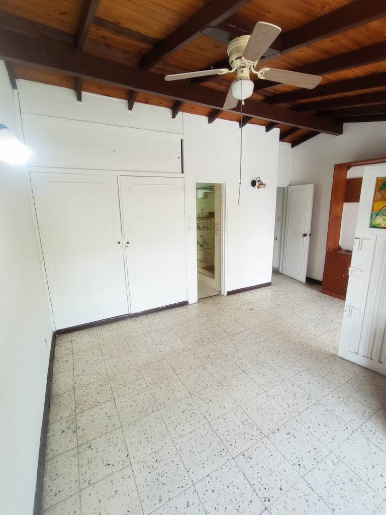 Apartaestudio En Arriendo - El Refugio, Cali