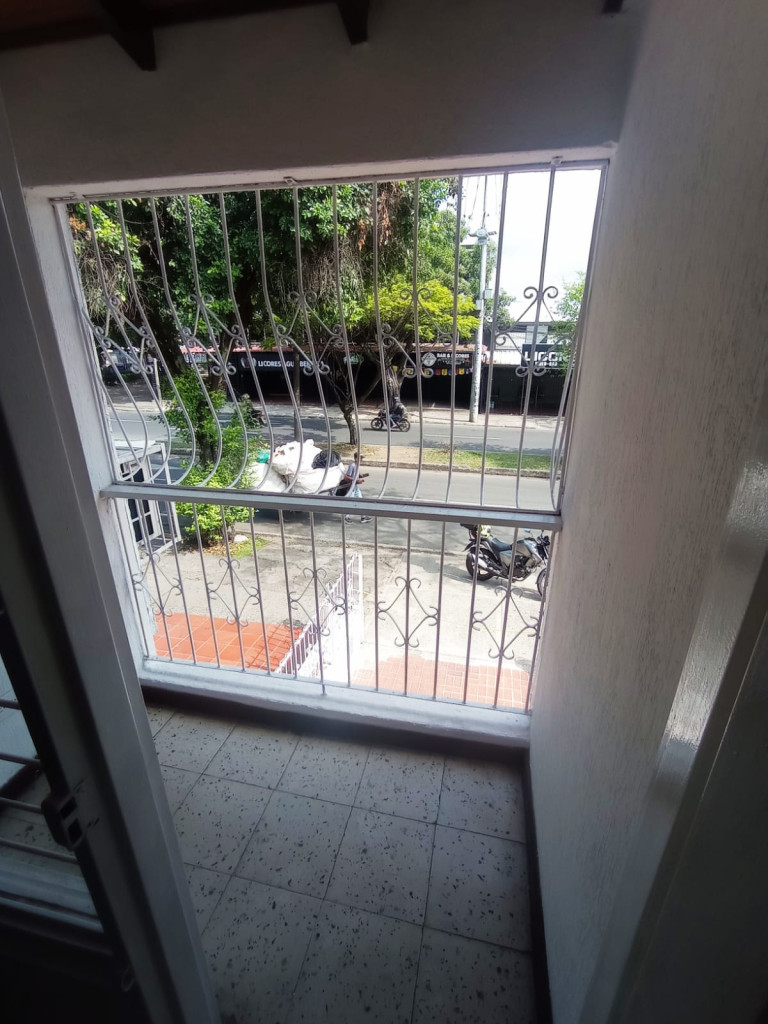 Apartaestudio En Arriendo - El Refugio, Cali