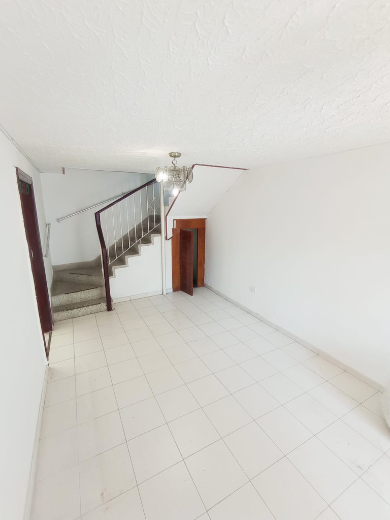 Apartaestudio En Arriendo - El Refugio, Cali
