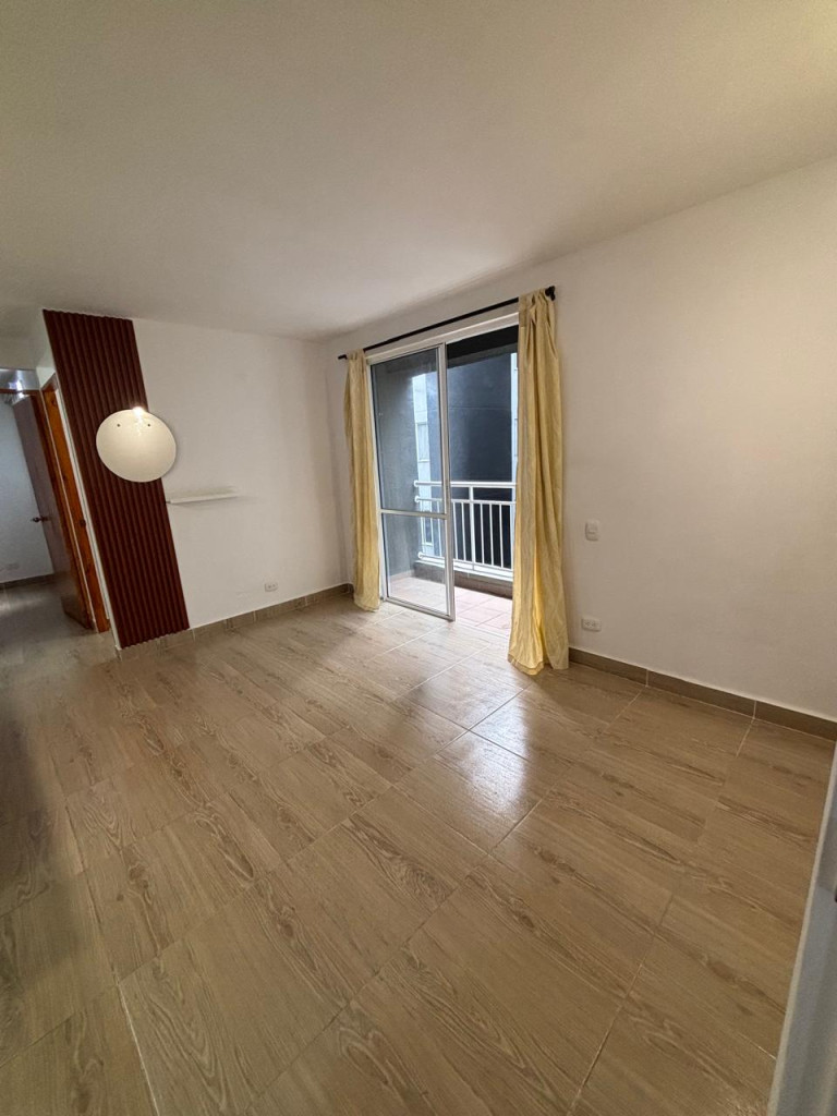 Apartamento En Arriendo - Ciudad Del Valle, Candelaria