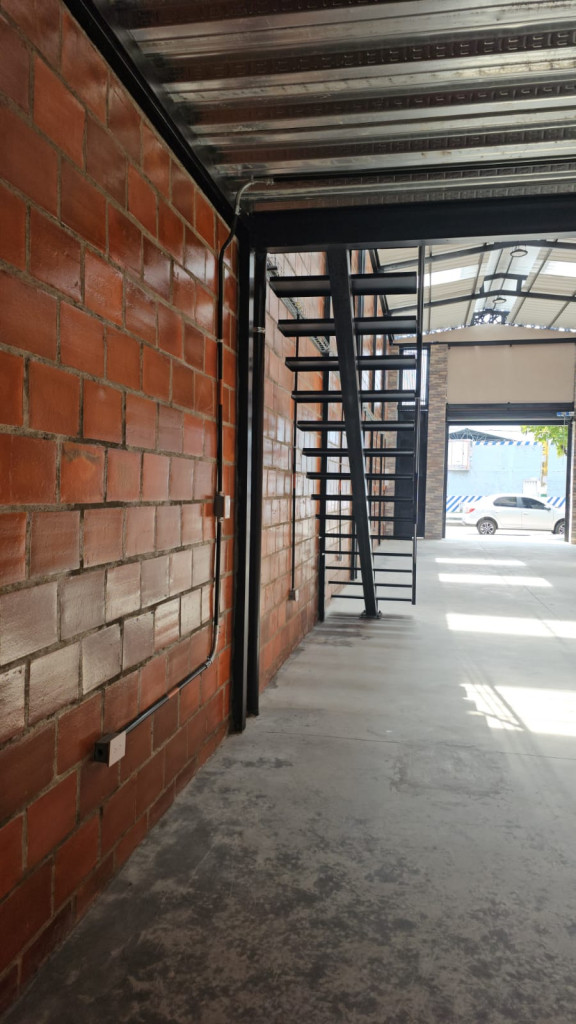 Local En Arriendo - Saavedra Galindo, Cali