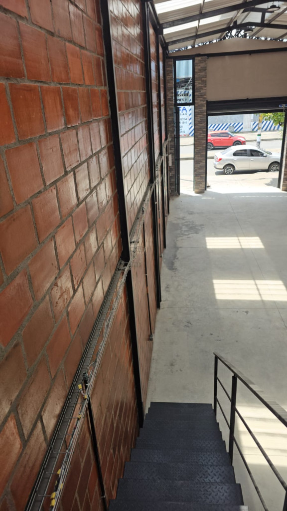 Local En Arriendo - Saavedra Galindo, Cali