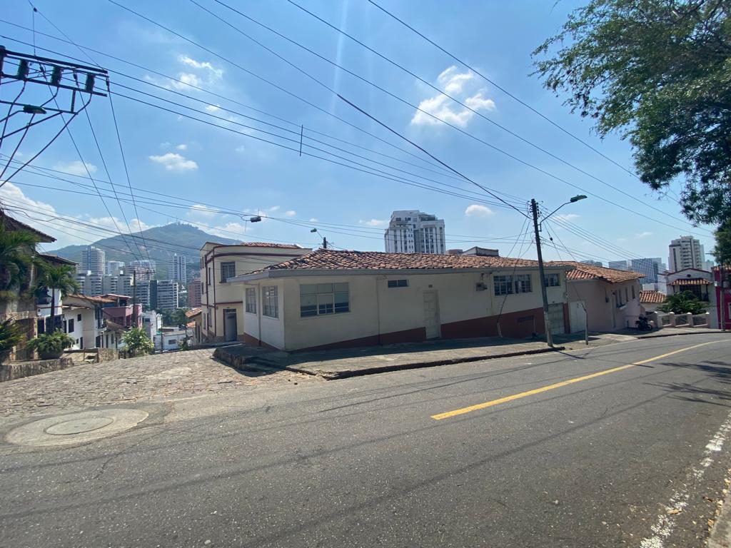 Casa En Arriendo - San Antonio, Cali
