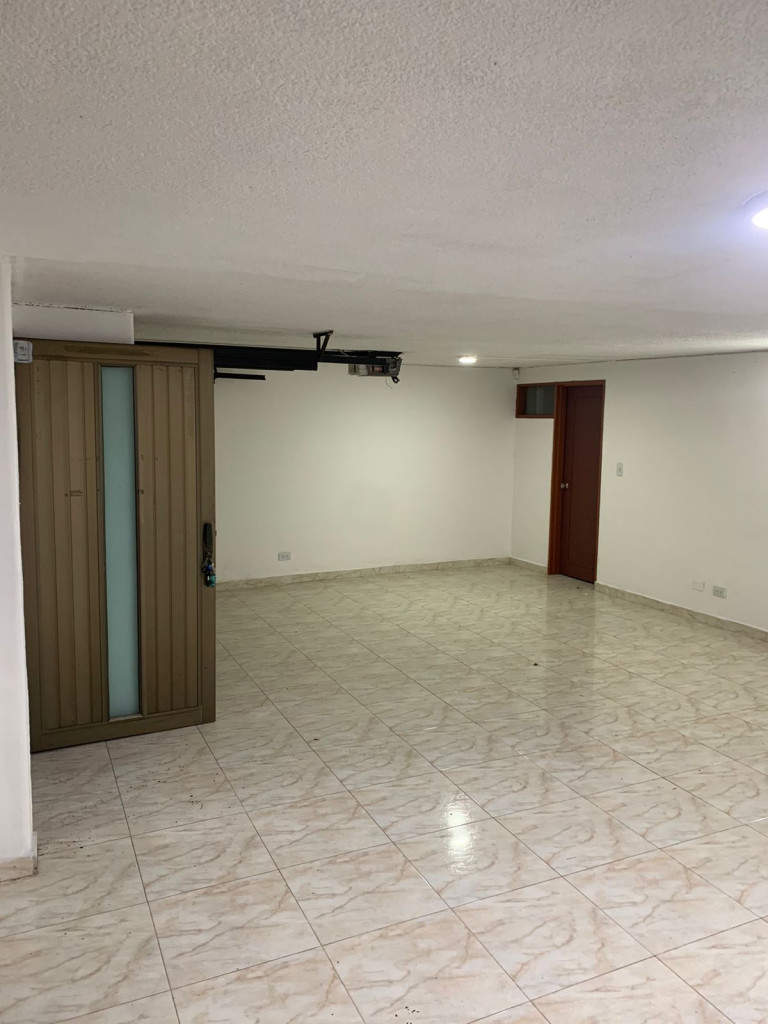 Casa En Arriendo - Prados Del Norte, Cali