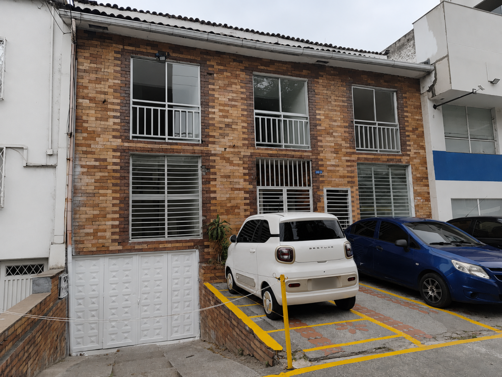 Casas Con Local En Arriendo - Versalles, Cali