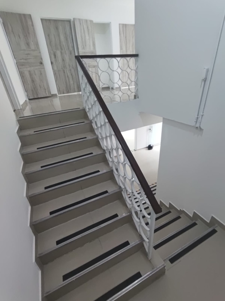 Casas Con Local En Arriendo - Versalles, Cali