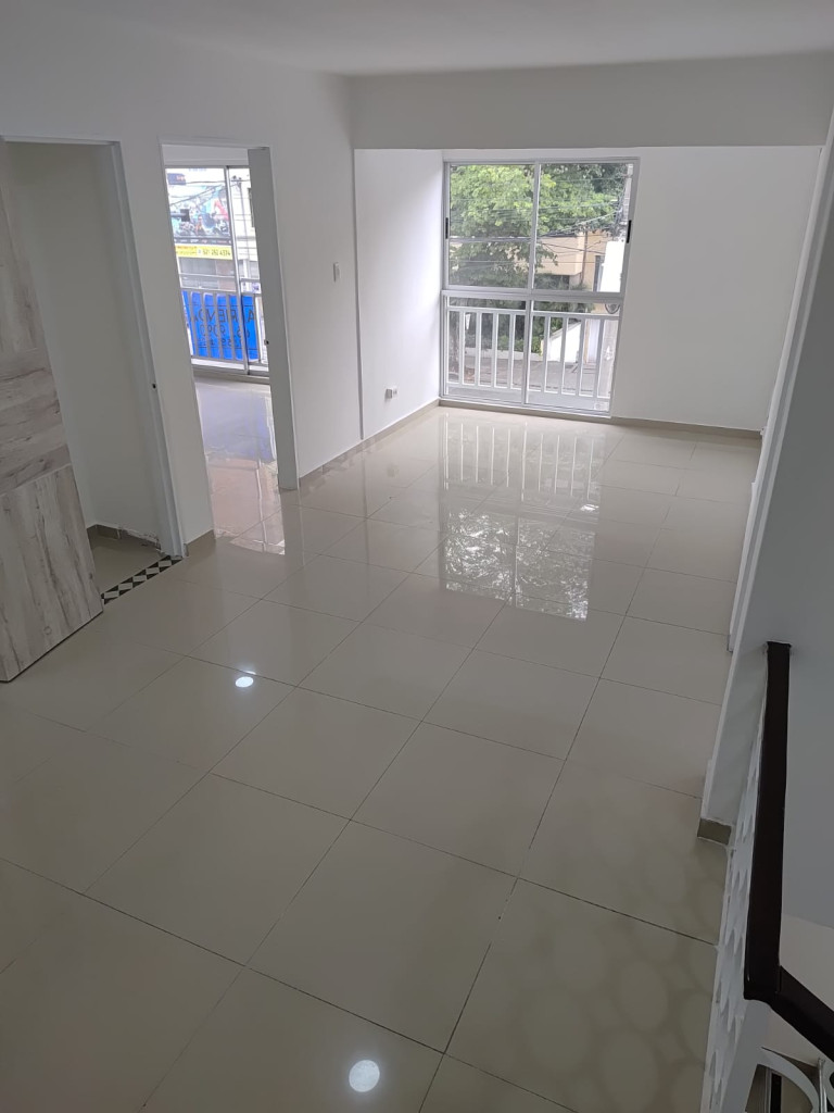 Casas Con Local En Arriendo - Versalles, Cali