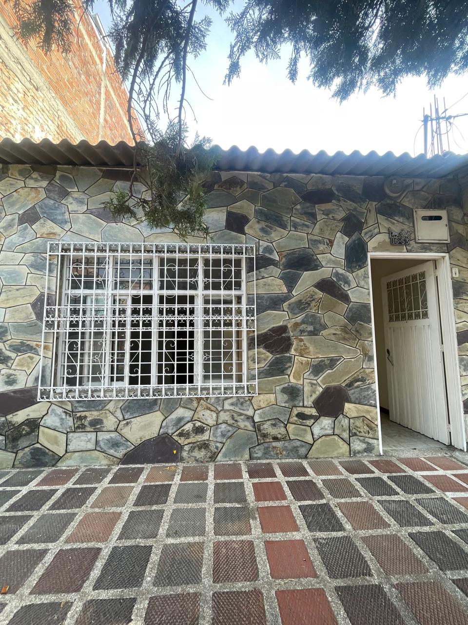 Casa En Arriendo - Cristóbal Colón, Cali
