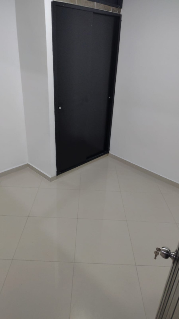 Apartamento En Arriendo - Urbanización La Flora, Cali