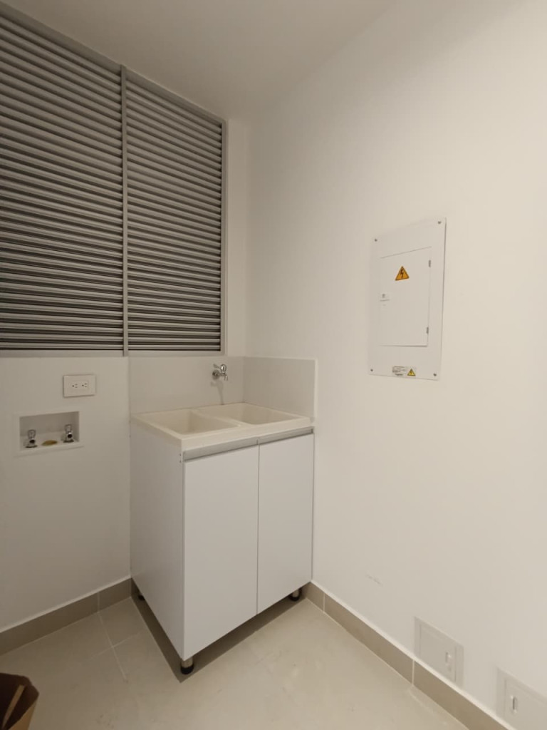 Apartamento En Arriendo/Venta - Altos De Menga, Cali