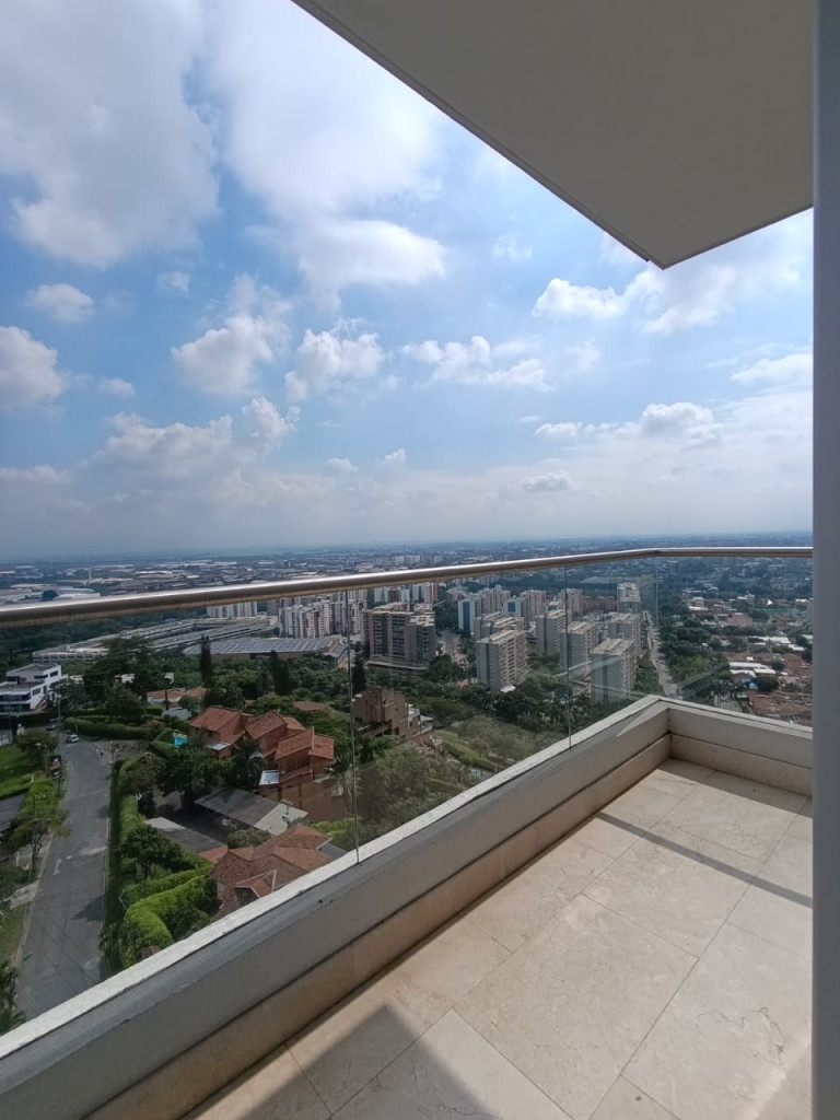 Apartamento En Arriendo/Venta - Altos De Menga, Cali
