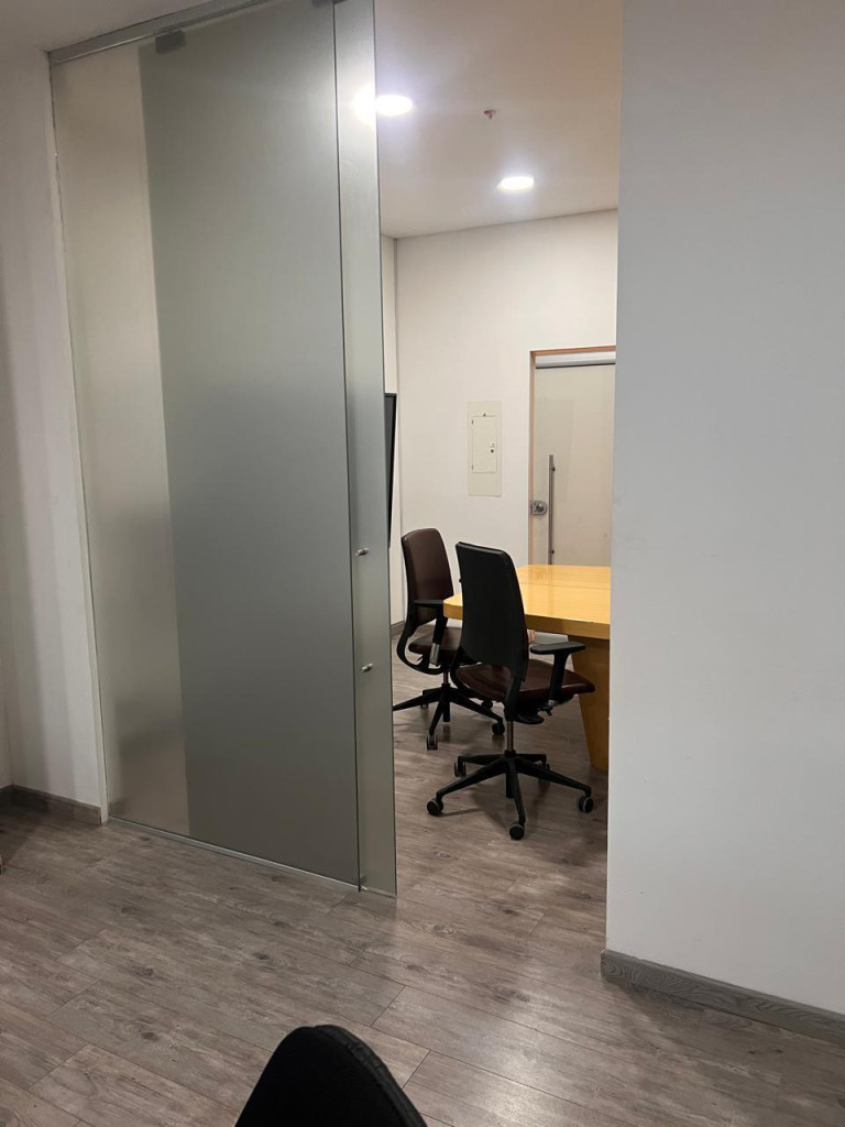 Oficina en venta en Centro Comercial Santa Fe, Bogotá, 57 m² · foto 18 de 18