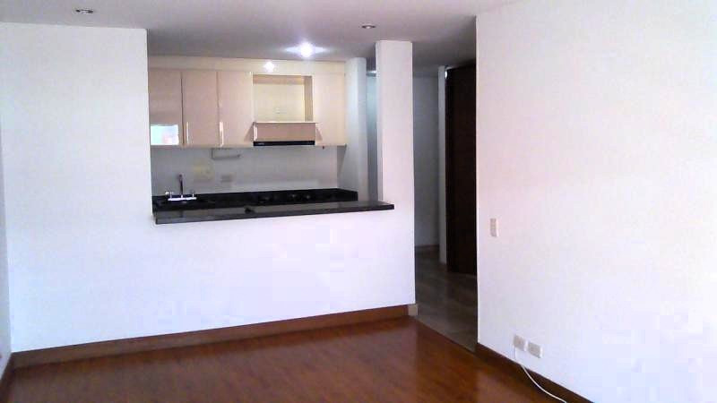 Apartamento en venta en Santa Barbara, Bogotá · foto 4 de 13