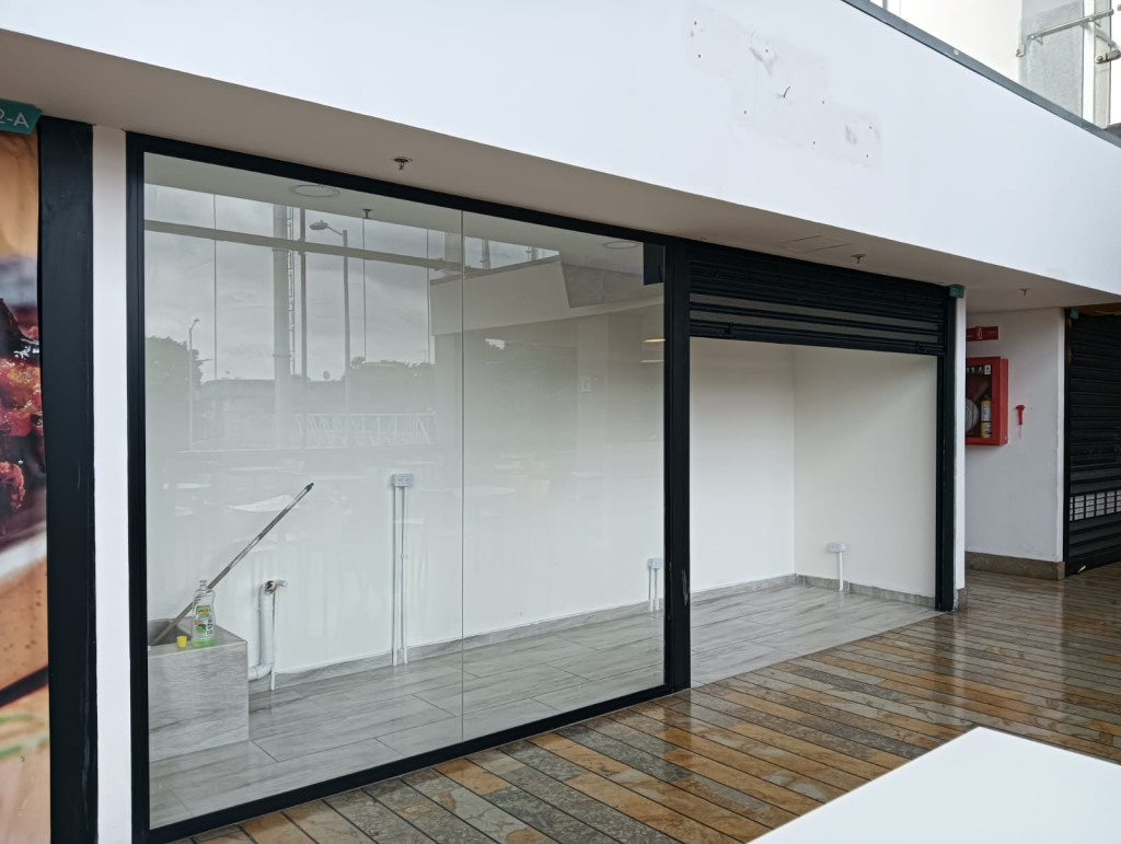 Local en venta en Metrópolis, Bogotá, 10 m² · foto 2 de 7