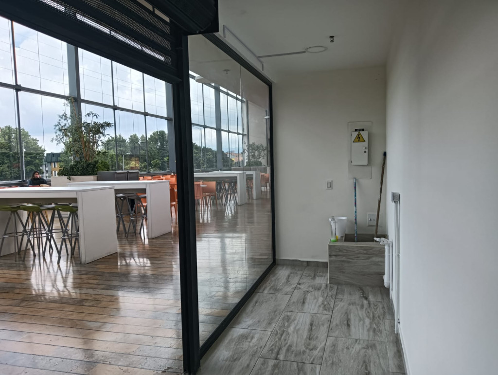 Local en venta en Metrópolis, Bogotá, 10 m² · foto 3 de 7