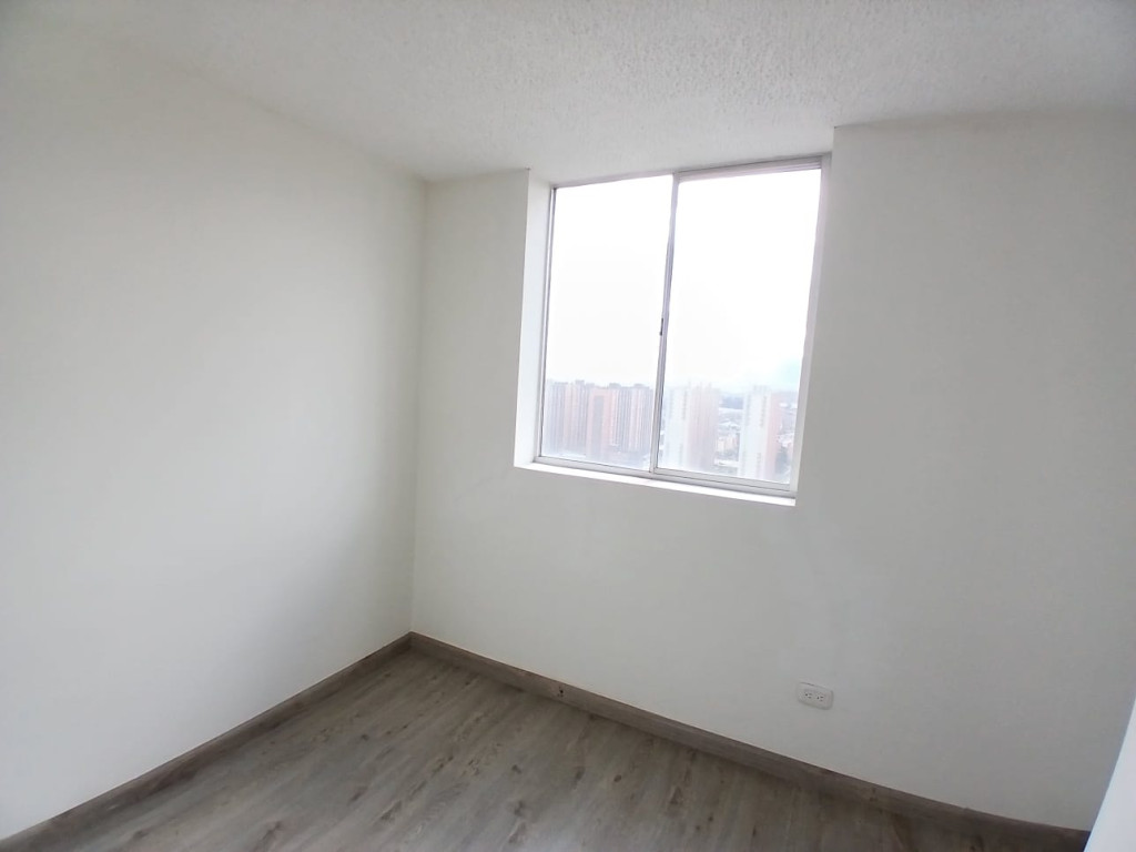 Apartamento en venta en Ismael Perdomo, Bogotá · foto 10 de 21