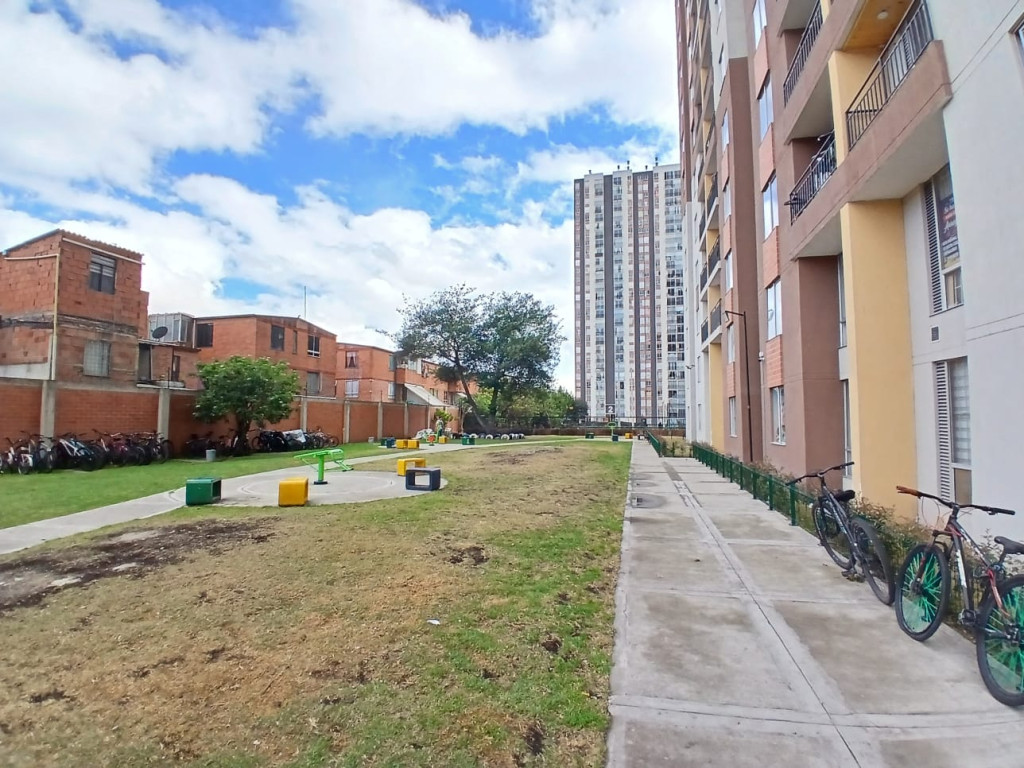 Apartamento en venta en Ismael Perdomo, Bogotá · foto 18 de 21