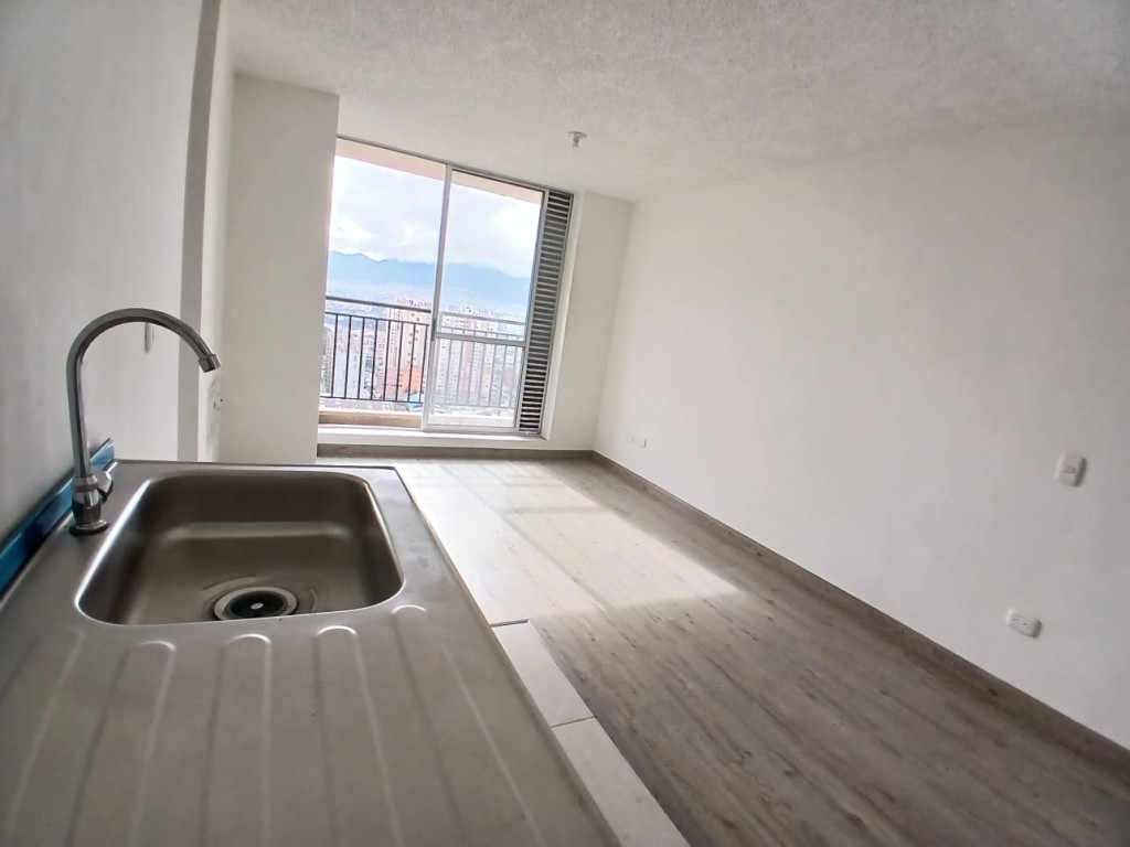 Apartamento en venta en Ismael Perdomo, Bogotá · foto 8 de 21