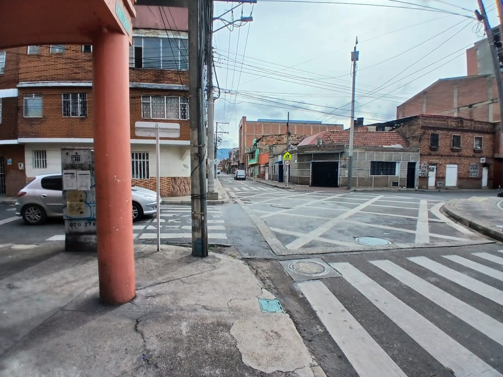 Bodega en arriendo en Santander Sur, Bogotá, 18 m² · foto 20 de 21