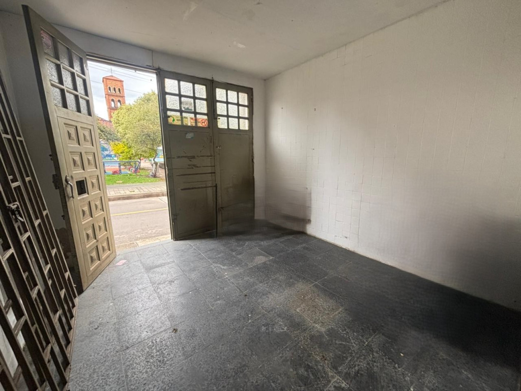Bodega en arriendo en Santander Sur, Bogotá, 18 m² · foto 9 de 21