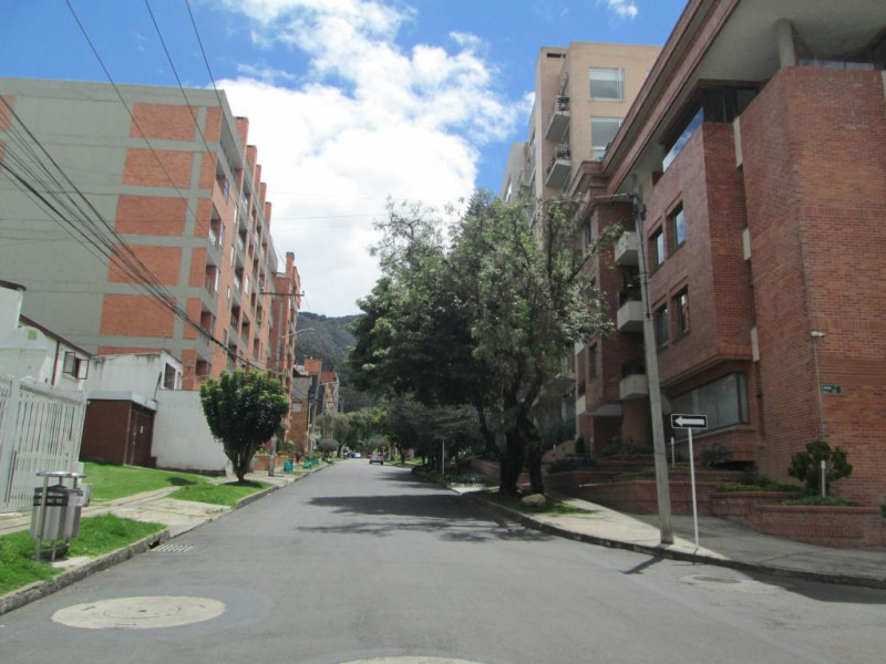 Apartamento en venta en Bella Suiza, Bogotá · foto 2 de 19