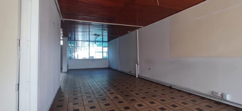 Casa en venta en Quinta Paredes, Bogotá · foto 2 de 21