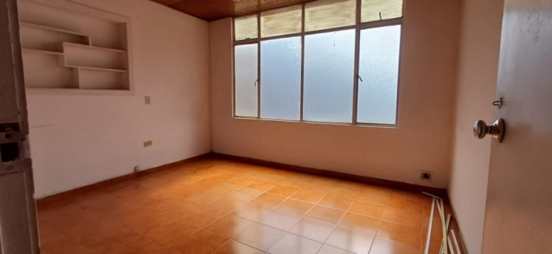 Casa en venta en Quinta Paredes, Bogotá · foto 13 de 21