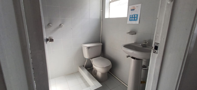 Casa en venta en Quinta Paredes, Bogotá · foto 17 de 21