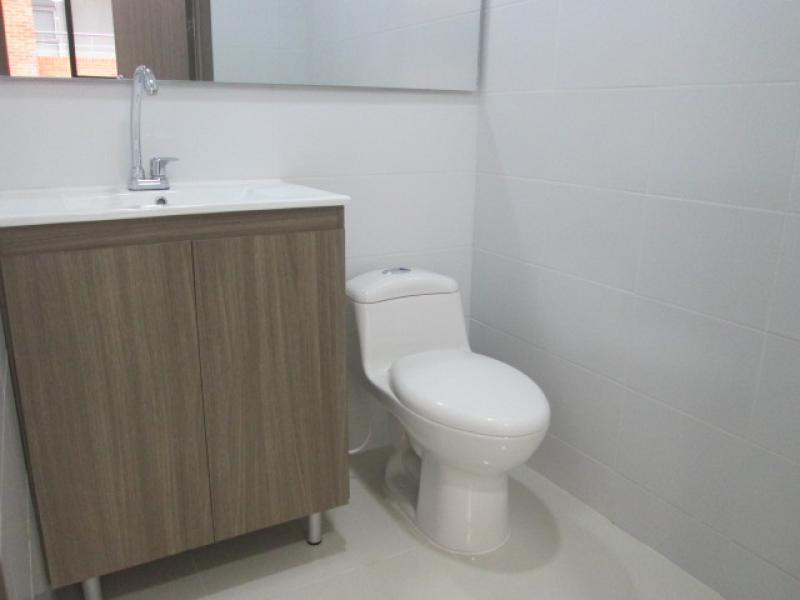 Consultorio en arriendo en Bella Suiza, Bogotá, 30 m² · foto 8 de 11