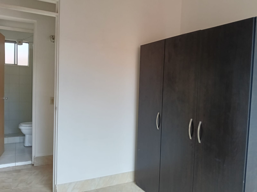 Apartamento en venta en Britalia, Bogotá · foto 9 de 16