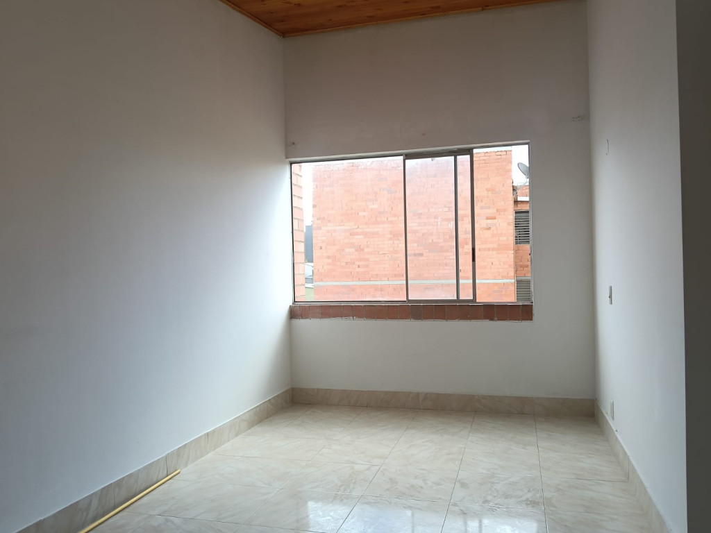 Apartamento en venta en Britalia, Bogotá · foto 2 de 16