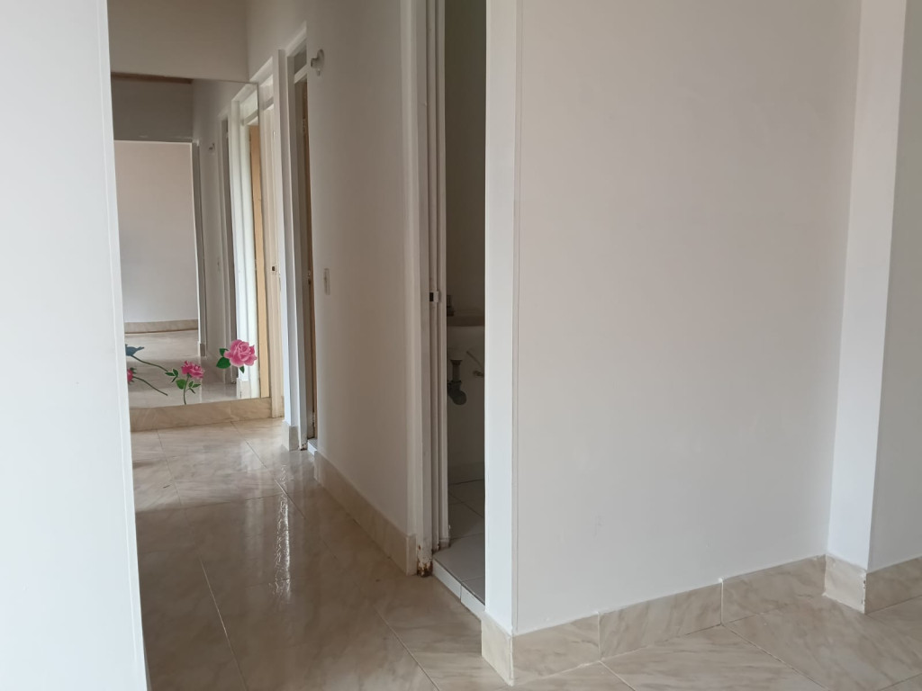 Apartamento en venta en Britalia, Bogotá · foto 4 de 16