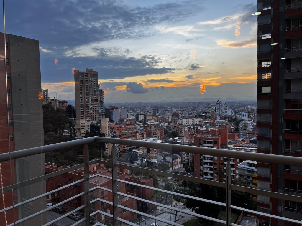 Apartamento de 3 alcobas en arriendo en Chapinero Alto, Bogotá, 104 m² · foto 23 de 24