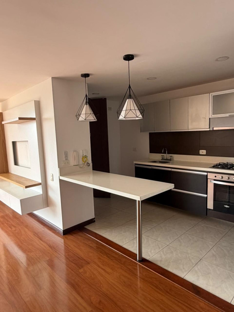 Apartamento de 3 alcobas en arriendo en Chapinero Alto, Bogotá, 104 m² · foto 11 de 24