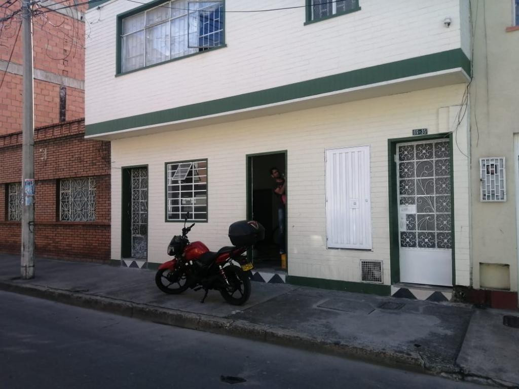 APARTAMENTO en ARRIENDO en Estrada