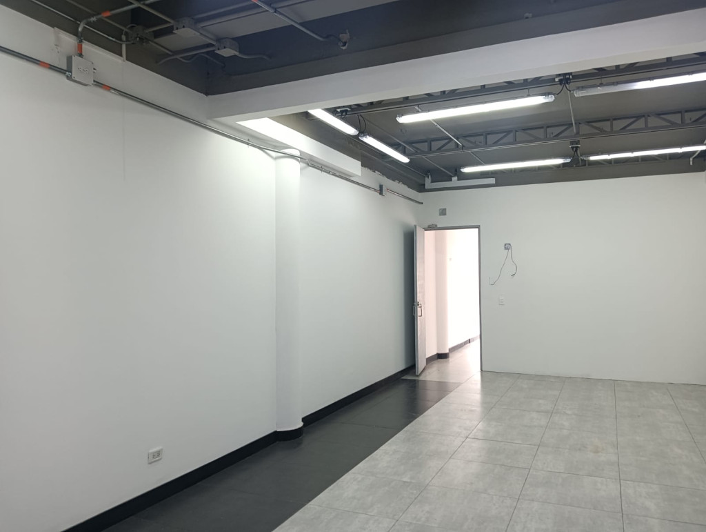 Local en arriendo en Spring, Bogotá, 90 m² · foto 7 de 12